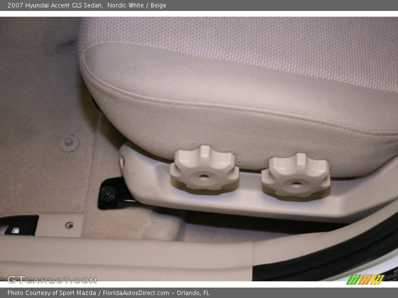 Nordic White / Beige 2007 Hyundai Accent GLS Sedan