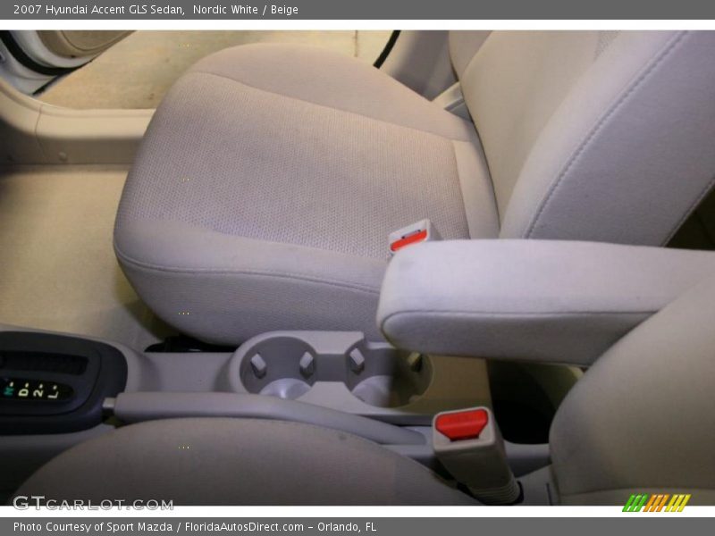 Nordic White / Beige 2007 Hyundai Accent GLS Sedan