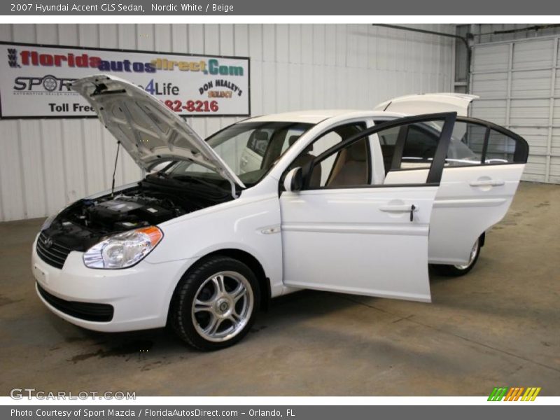 Nordic White / Beige 2007 Hyundai Accent GLS Sedan