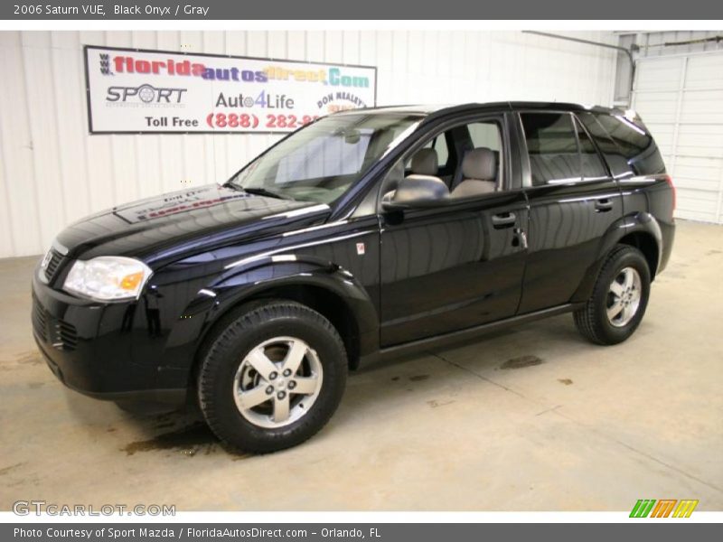 Black Onyx / Gray 2006 Saturn VUE
