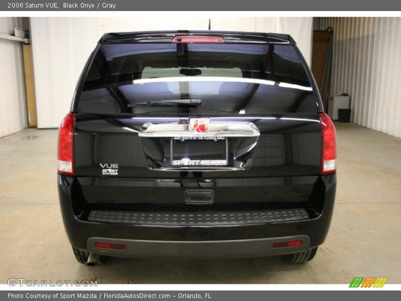Black Onyx / Gray 2006 Saturn VUE