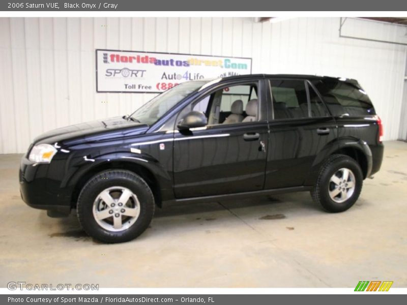 Black Onyx / Gray 2006 Saturn VUE