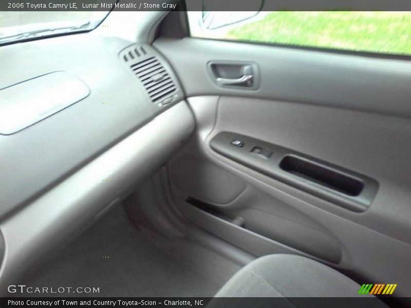 Lunar Mist Metallic / Stone Gray 2006 Toyota Camry LE