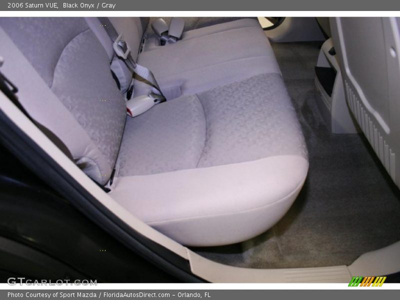 Black Onyx / Gray 2006 Saturn VUE