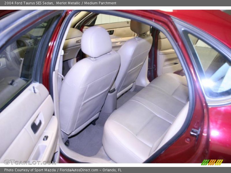 Merlot Metallic / Medium Parchment 2004 Ford Taurus SES Sedan