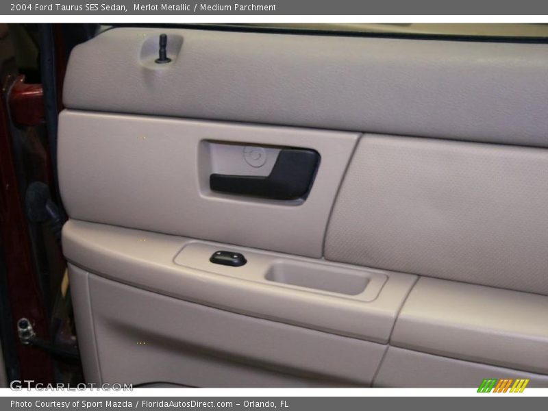 Merlot Metallic / Medium Parchment 2004 Ford Taurus SES Sedan