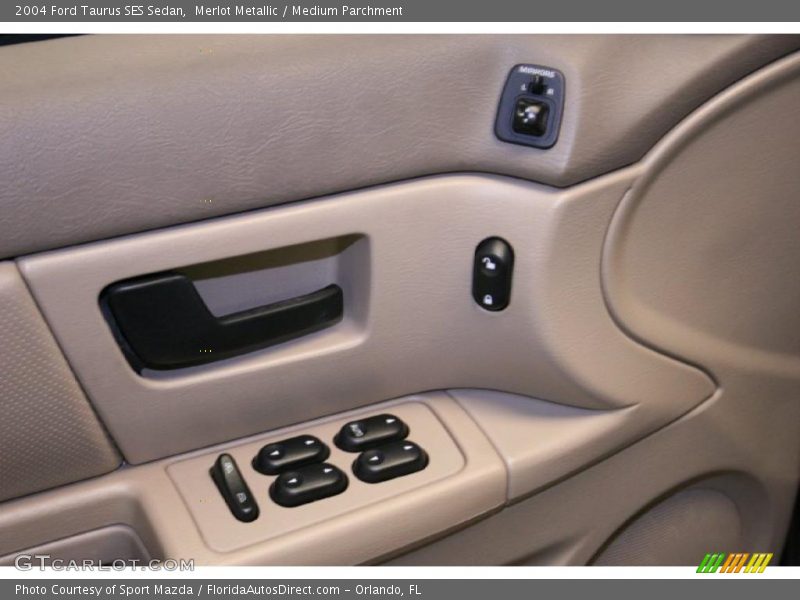 Merlot Metallic / Medium Parchment 2004 Ford Taurus SES Sedan