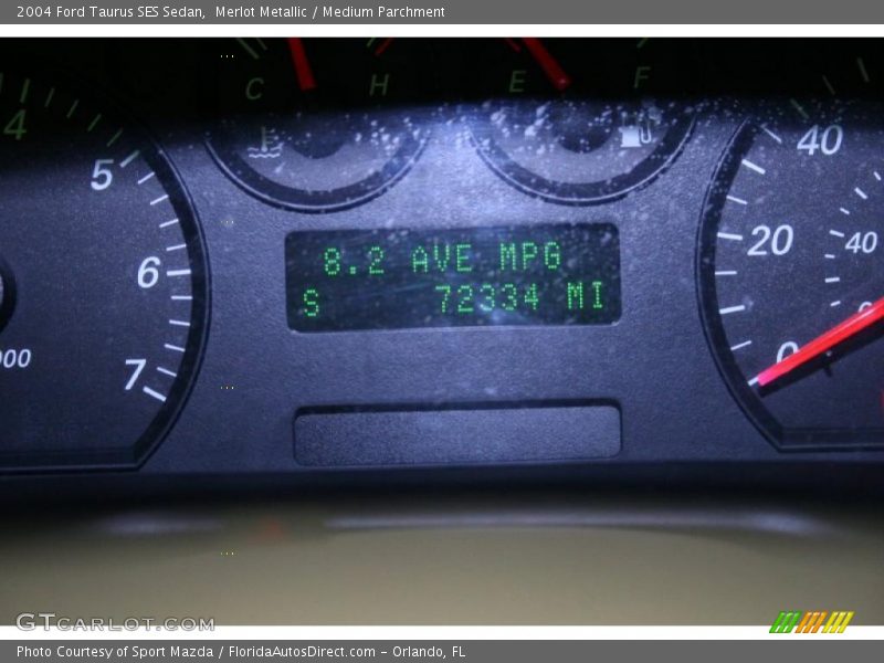 Merlot Metallic / Medium Parchment 2004 Ford Taurus SES Sedan