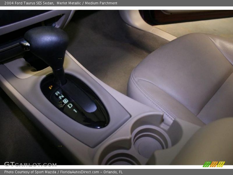 Merlot Metallic / Medium Parchment 2004 Ford Taurus SES Sedan