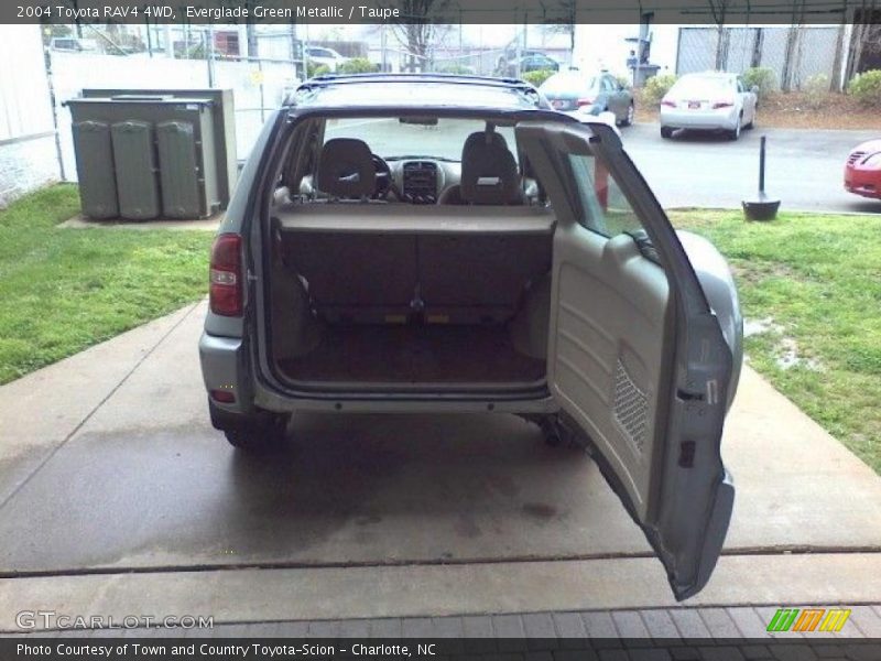Everglade Green Metallic / Taupe 2004 Toyota RAV4 4WD