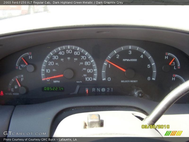 Dark Highland Green Metallic / Dark Graphite Grey 2003 Ford F150 XLT Regular Cab