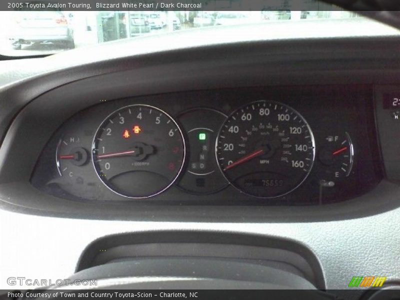 Blizzard White Pearl / Dark Charcoal 2005 Toyota Avalon Touring