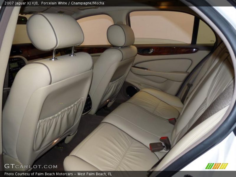 Porcelain White / Champagne/Mocha 2007 Jaguar XJ XJ8