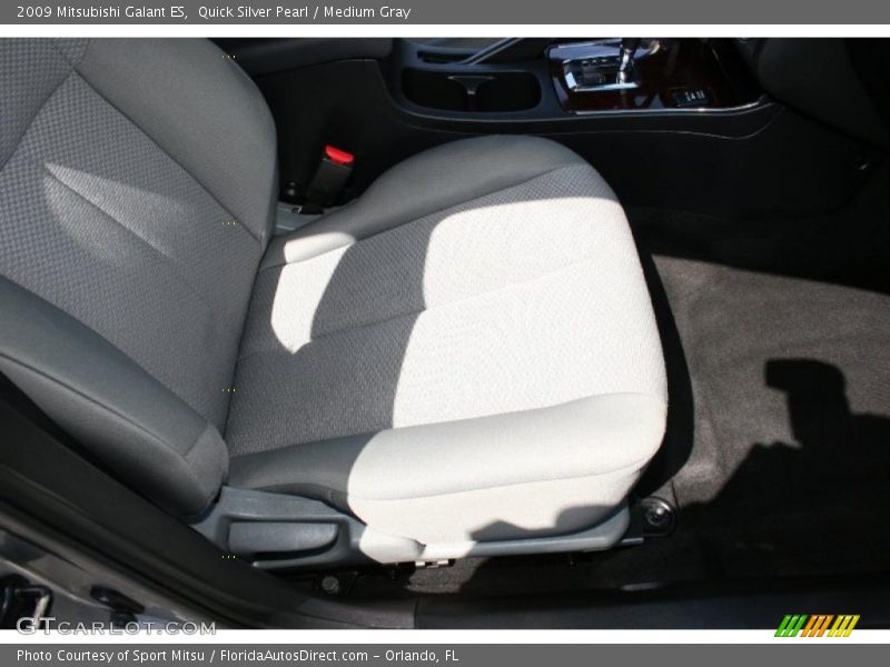 Quick Silver Pearl / Medium Gray 2009 Mitsubishi Galant ES