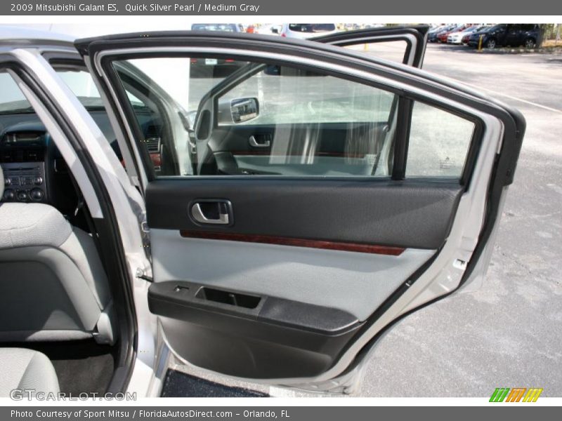 Quick Silver Pearl / Medium Gray 2009 Mitsubishi Galant ES