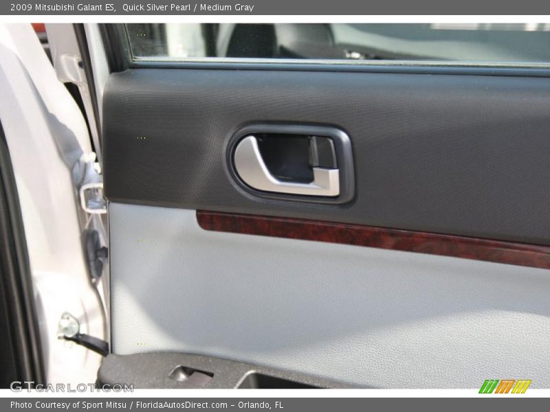 Quick Silver Pearl / Medium Gray 2009 Mitsubishi Galant ES
