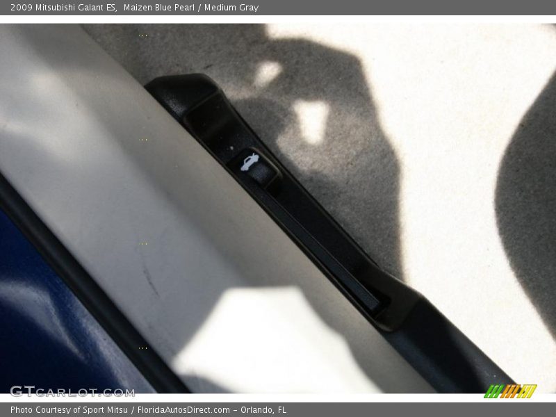 Maizen Blue Pearl / Medium Gray 2009 Mitsubishi Galant ES