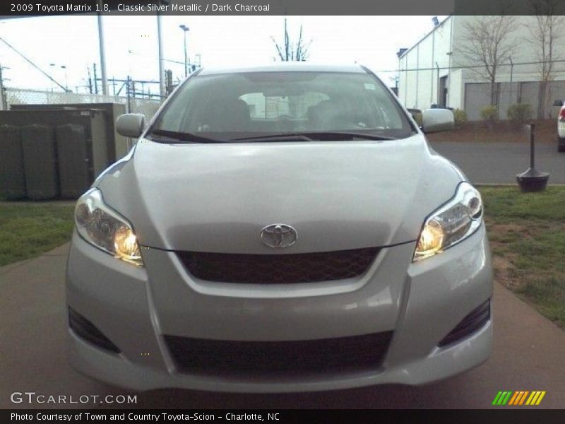 Classic Silver Metallic / Dark Charcoal 2009 Toyota Matrix 1.8