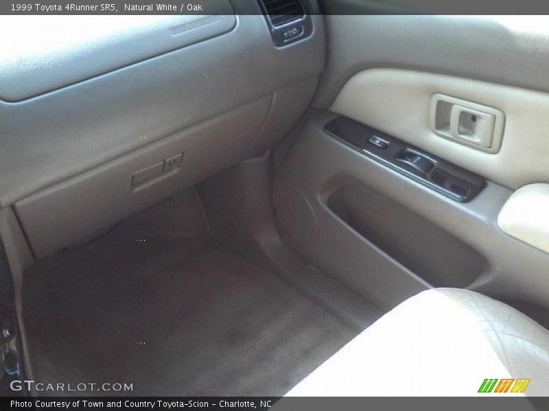 Natural White / Oak 1999 Toyota 4Runner SR5
