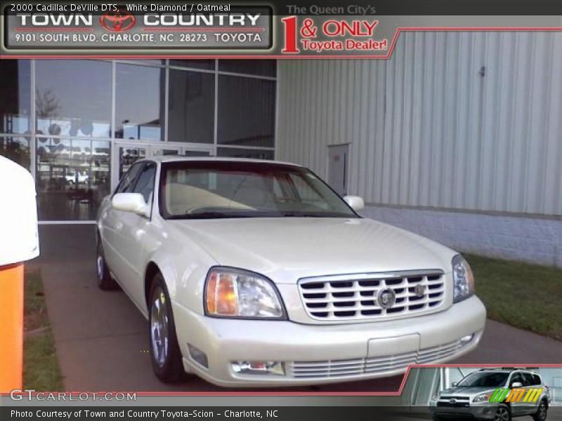 White Diamond / Oatmeal 2000 Cadillac DeVille DTS
