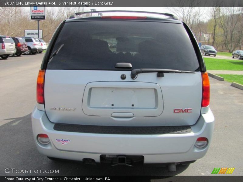 Silver Mist Metallic / Light Gray 2007 GMC Envoy Denali 4x4