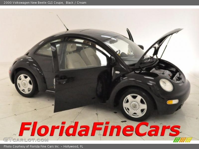 Black / Cream 2000 Volkswagen New Beetle GLS Coupe