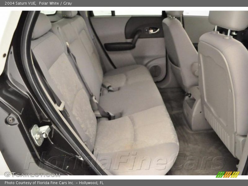 Polar White / Gray 2004 Saturn VUE