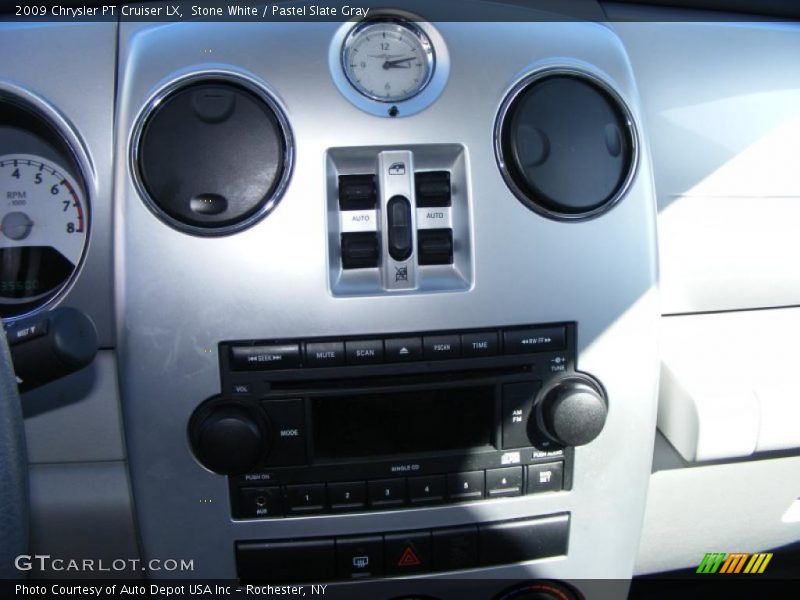 Stone White / Pastel Slate Gray 2009 Chrysler PT Cruiser LX