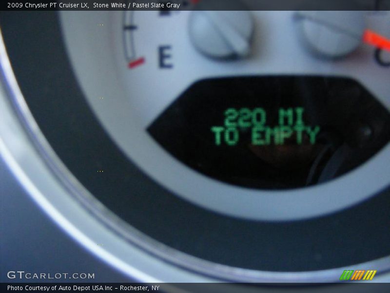 Stone White / Pastel Slate Gray 2009 Chrysler PT Cruiser LX