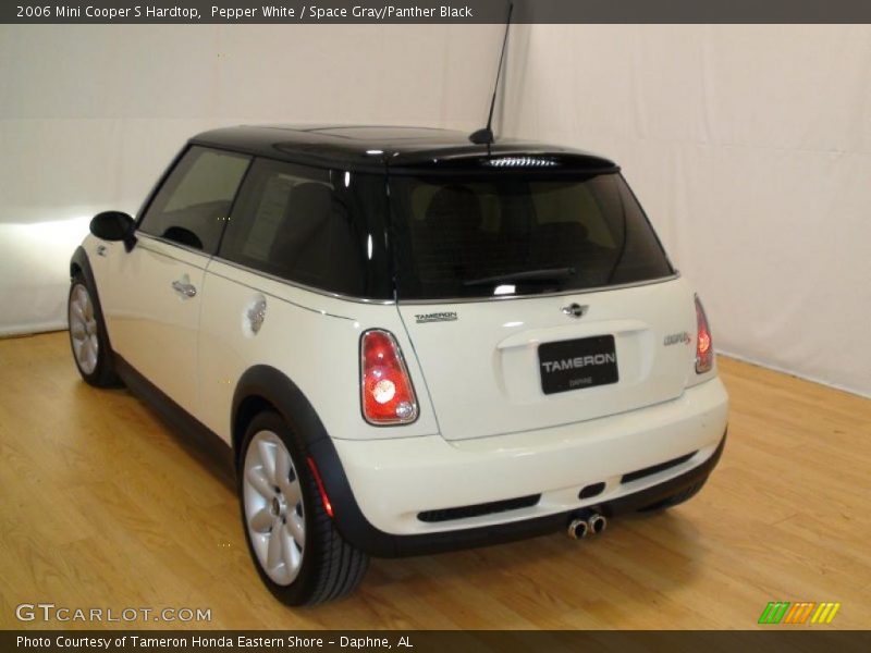 Pepper White / Space Gray/Panther Black 2006 Mini Cooper S Hardtop