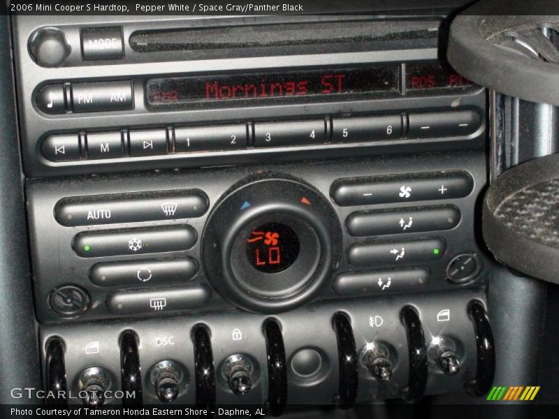 Pepper White / Space Gray/Panther Black 2006 Mini Cooper S Hardtop