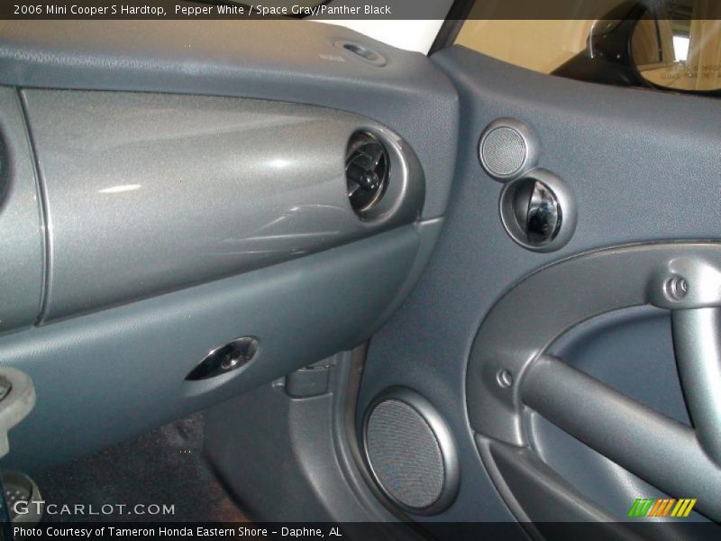Pepper White / Space Gray/Panther Black 2006 Mini Cooper S Hardtop