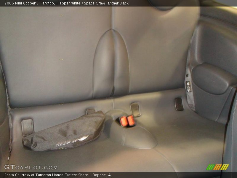 Pepper White / Space Gray/Panther Black 2006 Mini Cooper S Hardtop