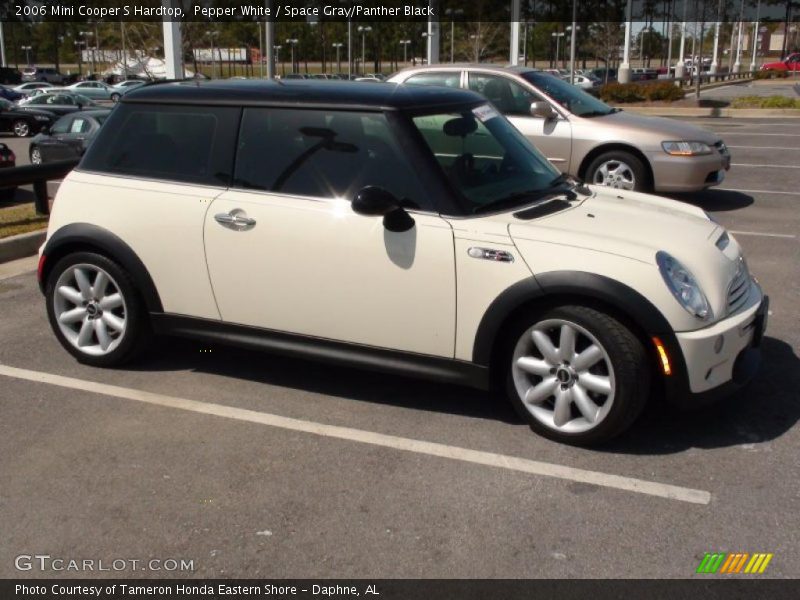Pepper White / Space Gray/Panther Black 2006 Mini Cooper S Hardtop