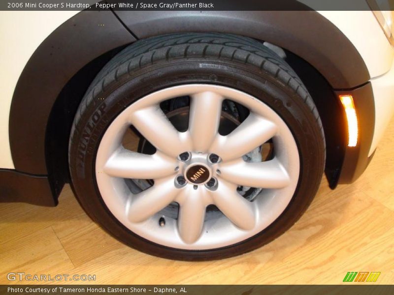Pepper White / Space Gray/Panther Black 2006 Mini Cooper S Hardtop