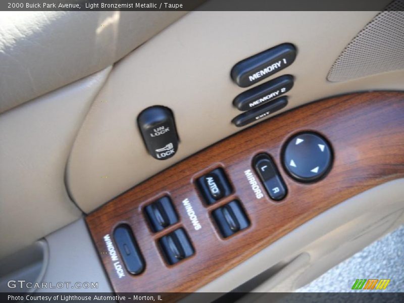 Light Bronzemist Metallic / Taupe 2000 Buick Park Avenue