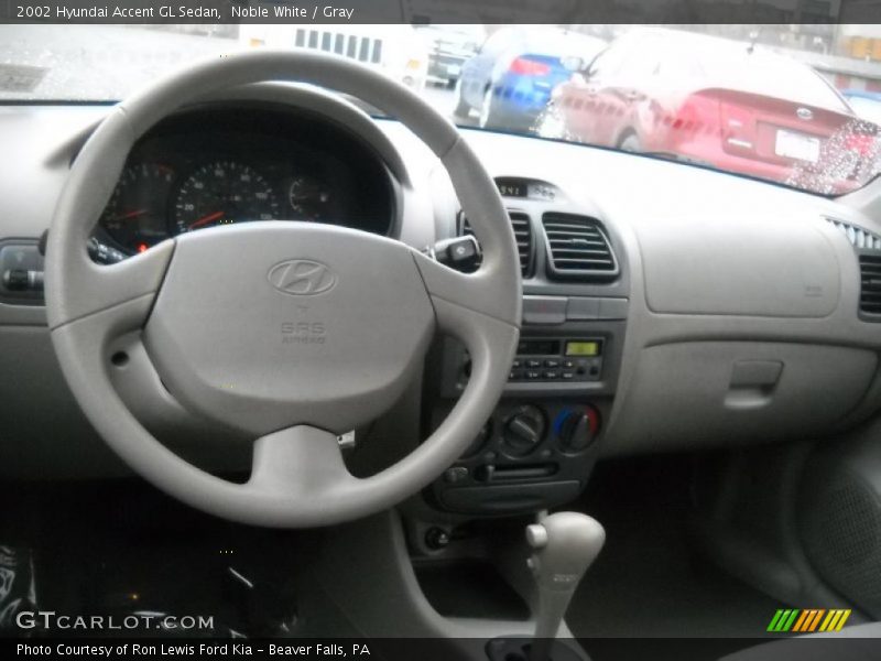 Noble White / Gray 2002 Hyundai Accent GL Sedan