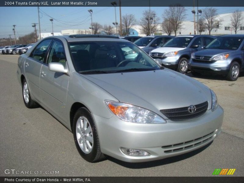 Lunar Mist Metallic / Stone 2004 Toyota Camry XLE
