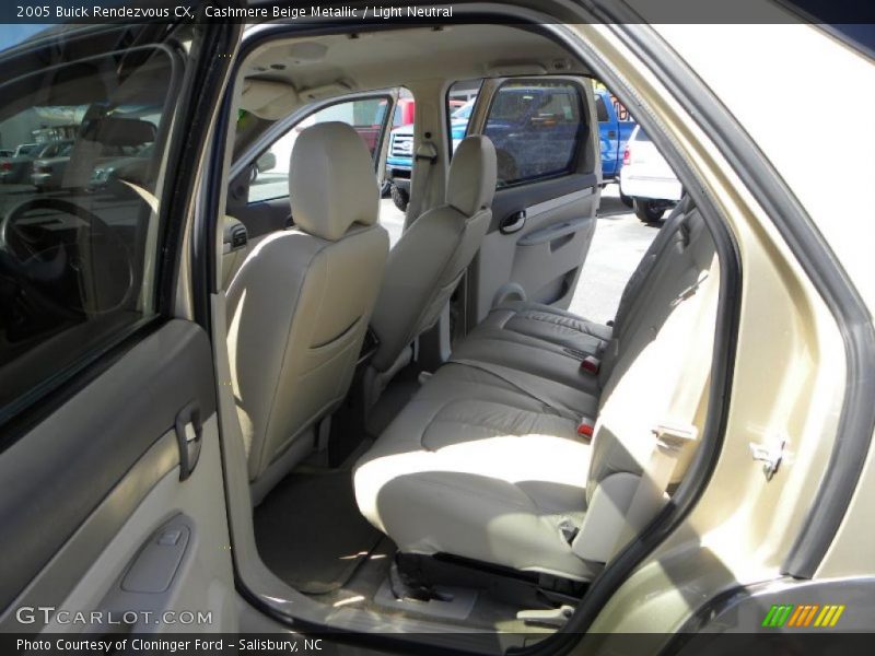 Cashmere Beige Metallic / Light Neutral 2005 Buick Rendezvous CX