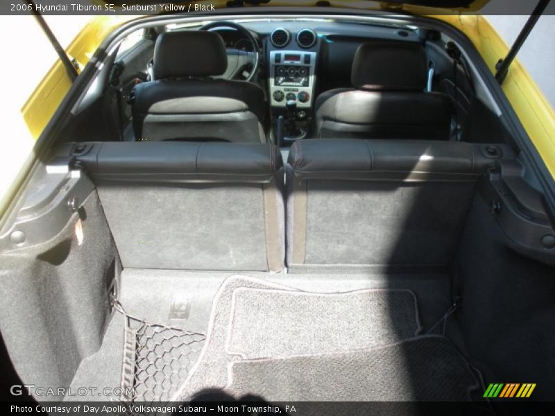 Sunburst Yellow / Black 2006 Hyundai Tiburon SE