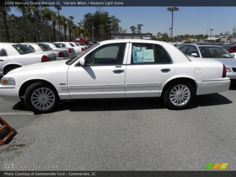 Vibrant White / Medium Light Stone 2009 Mercury Grand Marquis LS