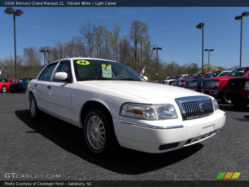 Vibrant White / Light Camel 2006 Mercury Grand Marquis LS