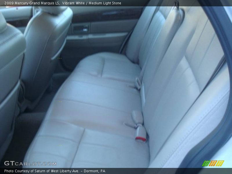 Vibrant White / Medium Light Stone 2009 Mercury Grand Marquis LS