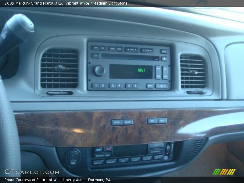 Vibrant White / Medium Light Stone 2009 Mercury Grand Marquis LS