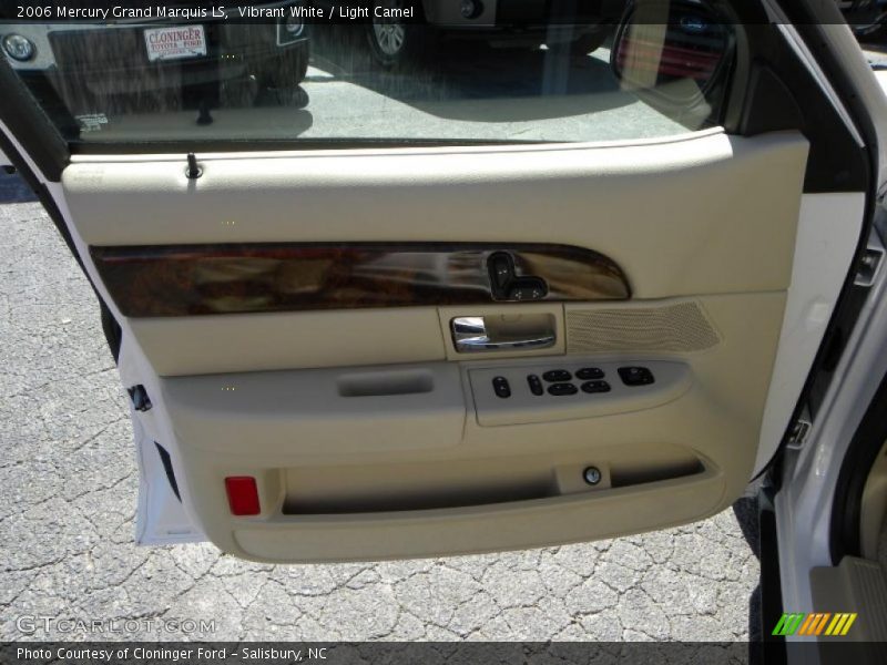 Vibrant White / Light Camel 2006 Mercury Grand Marquis LS