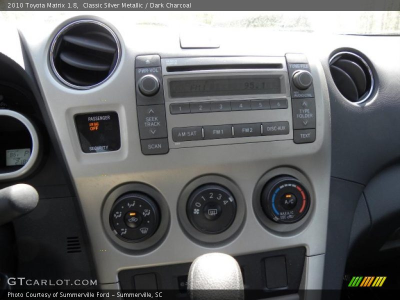 Classic Silver Metallic / Dark Charcoal 2010 Toyota Matrix 1.8