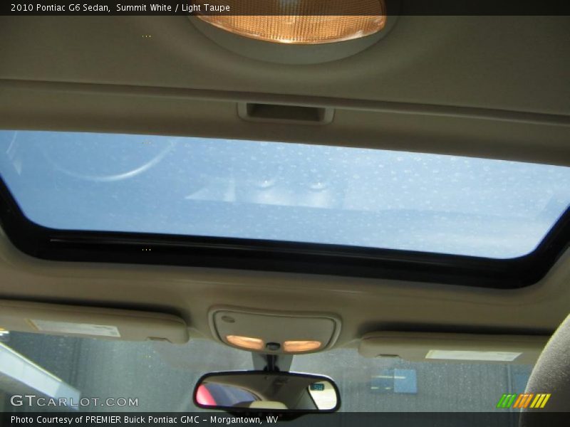 Summit White / Light Taupe 2010 Pontiac G6 Sedan