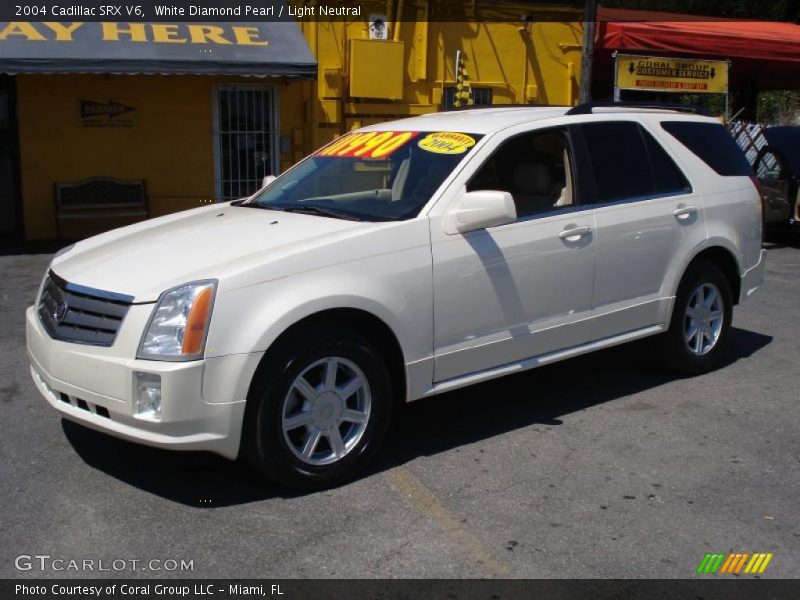 White Diamond Pearl / Light Neutral 2004 Cadillac SRX V6