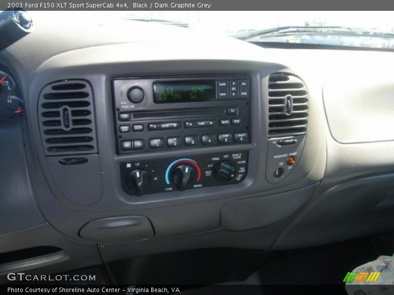 Black / Dark Graphite Grey 2003 Ford F150 XLT Sport SuperCab 4x4