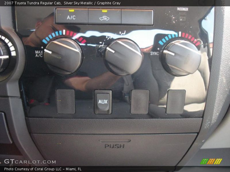 Silver Sky Metallic / Graphite Gray 2007 Toyota Tundra Regular Cab